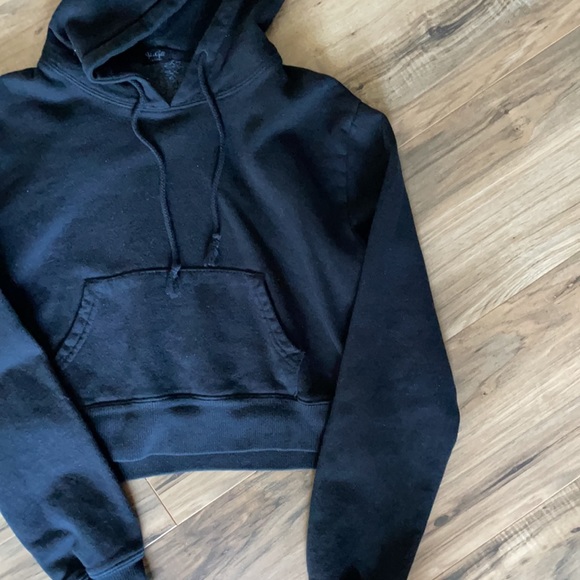 Cropped Black Hoodie - Picture 2 of 3